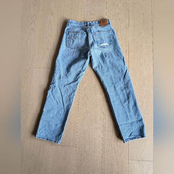 *Sale*Levi's Distressed 501 Jeans. Size 27. - Picture 3 of 3
